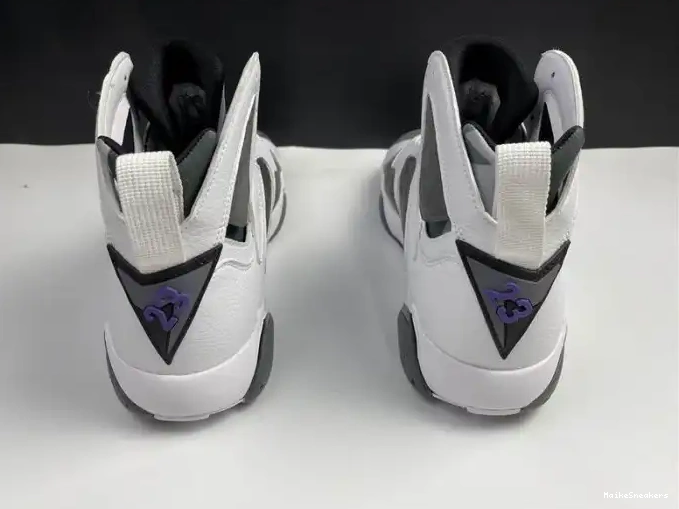 MaikeSneakers CU9307-100 Retro Flint Jordan (2021) 7 0525